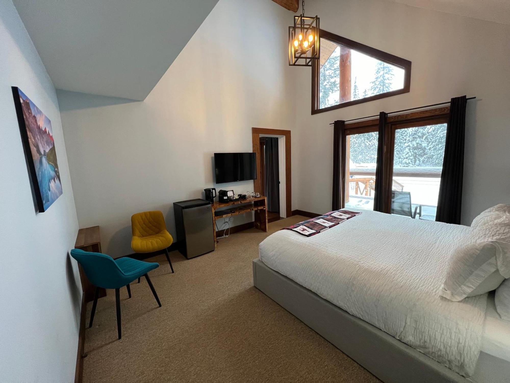 Winston Lodge 골든 외부 사진