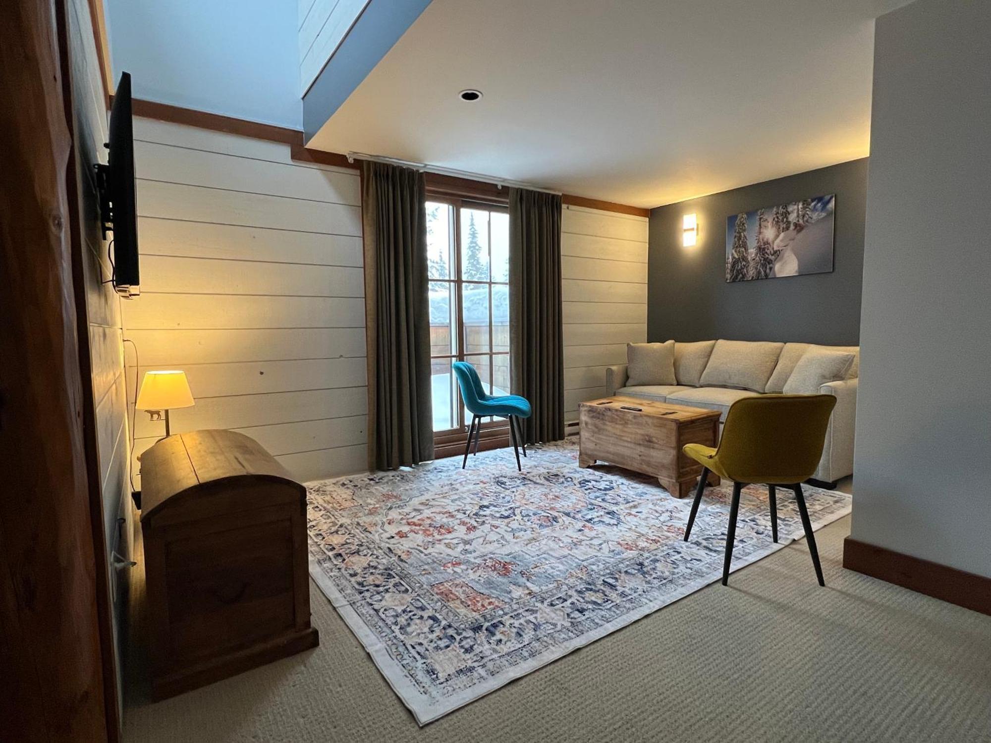 Winston Lodge 골든 외부 사진
